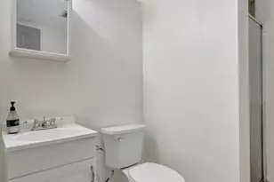 2400 NE 33rd Ave, Fort Lauderdale, FL 33305 - Photo 25