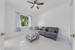 8470 Egret Lakes Ln, West Palm Beach, FL 33412 - Photo 33