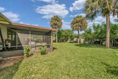 804 Holly Avenue, Fort Pierce, FL 34982 - Photo 25