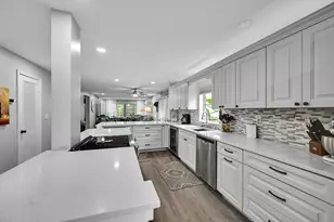 5759 Phoenix Palm Ct, Delray Beach, FL 33484 - Photo 9