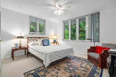 223 Atlantic Avenue, Unit #D2, Palm Beach, FL 33480 - Photo 13