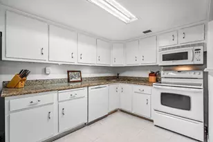 223 Atlantic Ave, Palm Beach, FL 33480 - Photo 11