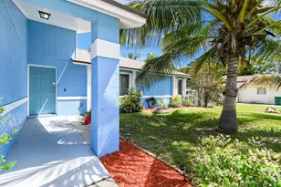 767 SE Chaloupe Ave, Port Saint Lucie, FL 34983 - Photo 1