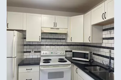 234 Saxony E, Delray Beach, FL 33446 - Photo 11