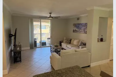 6400 Emerald Dunes Drive, Unit #301, West Palm Beach, FL 33411 - Photo 13
