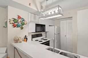 1590 S 42ND Cir, Vero Beach, FL 32967 - Photo 13