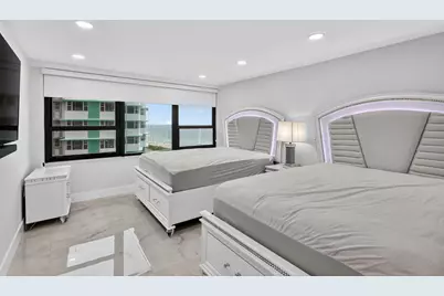 5225 Collins Avenue, Unit #1408, Miami Beach, FL 33140 - Photo 11