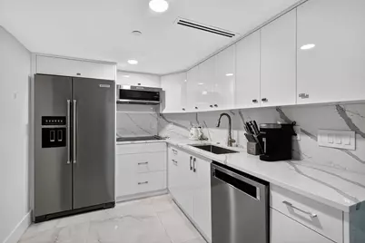 5225 Collins Avenue, Unit #1408, Miami Beach, FL 33140 - Photo 9