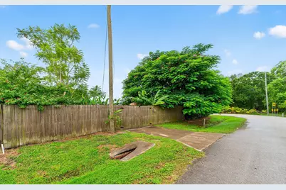 6379 SE Lake Circle Drive, Stuart, FL 34997 - Photo 33