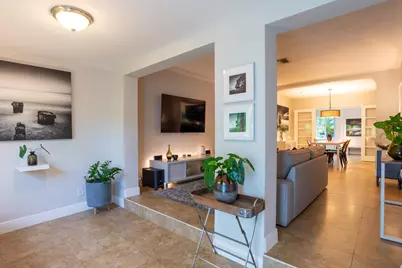 1401 NE 17th Way, Fort Lauderdale, FL 33304 - Photo 3