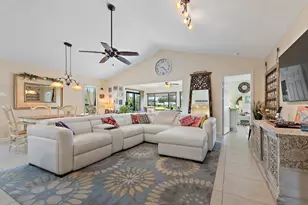 12787 SE Pinehurst Ct, Hobe Sound, FL 33455 - Photo 19