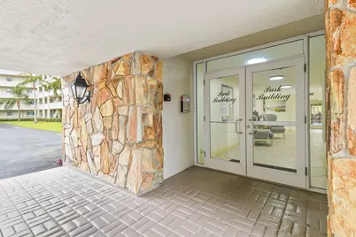 801 Lake Shore Drive, Unit #419, Lake Park, FL 33403 - Photo 29