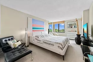 2480 Presidential Way, West Palm Beach, FL 33401 - Photo 25