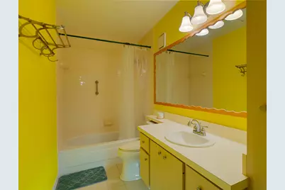 46 Essex Court, Unit #A, Royal Palm Beach, FL 33411 - Photo 25