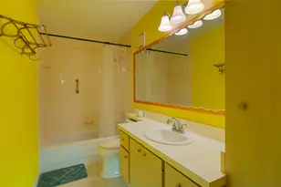 46 Essex Ct, Royal Palm Beach, FL 33411 - Photo 25