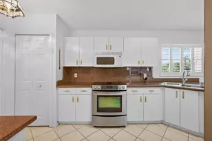 14175 Cisne Cir, Fort Pierce, FL 34951 - Photo 9