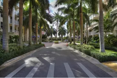 802 W Windward Way, Unit #211, Lantana, FL 33462 - Photo 7