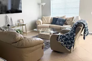 177 Burgundy D, Delray Beach, FL 33484 - Photo 5