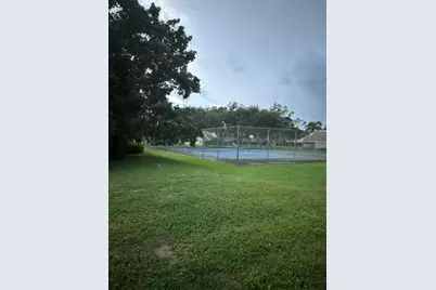 2102 N Maplewood Drive, Greenacres, FL 33415 - Photo 5