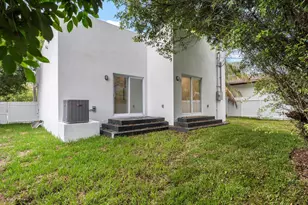 533 NW 16th Ave, Fort Lauderdale, FL 33311 - Photo 23