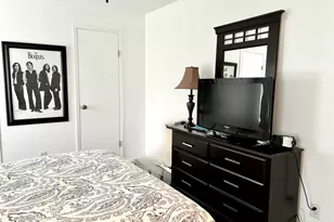 1309 W Bougainvillea Dr, Deerfield Beach, FL 33442 - Photo 7