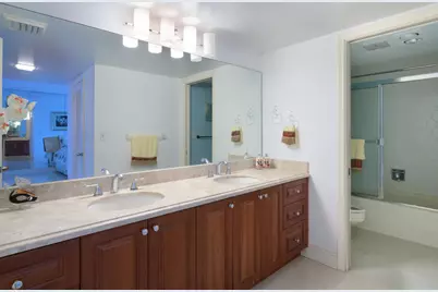 2000 Presidential Way, Unit #303, West Palm Beach, FL 33401 - Photo 11