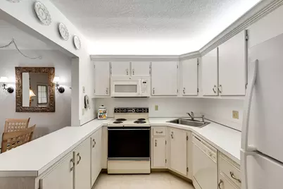 122 Lake Pine Circle, Unit #B-1, Greenacres, FL 33463 - Photo 15