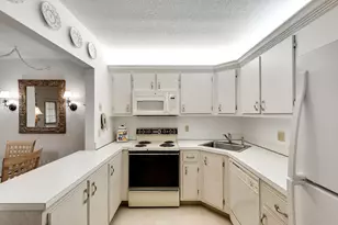 122 Lake Pine Cir, Greenacres, FL 33463 - Photo 15