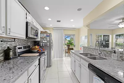 5302 Sapphire Valley, Boca Raton, FL 33486 - Photo 7