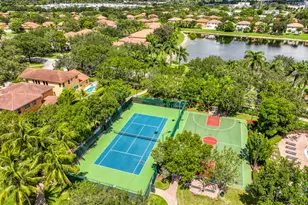 410 Cresta Cir, West Palm Beach, FL 33413 - Photo 45