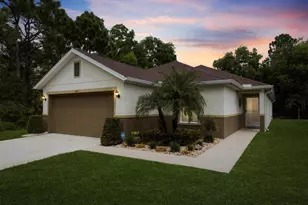 5815 NW Pine Trail Cir, Port Saint Lucie, FL 34983 - Photo 3