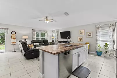 5815 NW Pine Trail Circle, Port Saint Lucie, FL 34983 - Photo 15