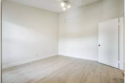 10910 Lakemore Lane, Unit #201, Boca Raton, FL 33498 - Photo 31