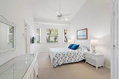 50 Monterey Pointe Drive, Palm Beach Gardens, FL 33418 - Photo 25