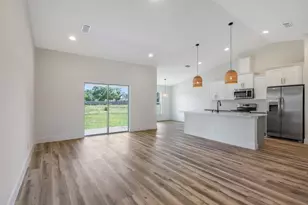 2779 Quentin Ave SE, Palm Bay, FL 32909 - Photo 7