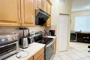 5152 Woodfield Way, Coconut Creek, FL 33073 - Photo 7