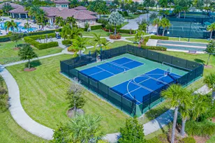 719 S E Boboli Way, Port Saint Lucie, FL 34984 - Photo 23