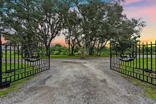 12955 SW Kanner Hwy, Indiantown, FL 34956 - Photo 11