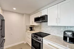 625 Casa Loma Blvd, Boynton Beach, FL 33435 - Photo 7