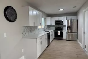 2790 SE Melaleuca Blvd, Port Saint Lucie, FL 34952 - Photo 5