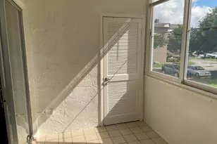 705 Lori Dr, Palm Springs, FL 33461 - Photo 25