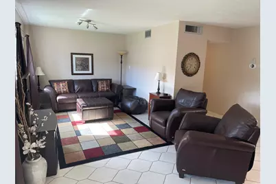 705 Lori Drive, Unit #206, Palm Springs, FL 33461 - Photo 13