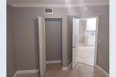 522 Trace Circle, Unit #203, Deerfield Beach, FL 33441 - Photo 11