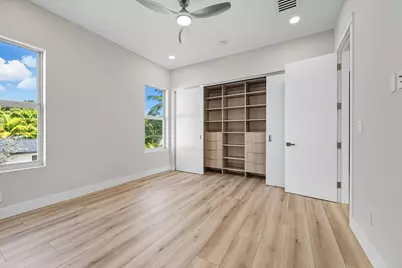 827 N Lake Avenue, Delray Beach, FL 33483 - Photo 37