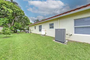 2849 SE Buccaneer Cir, Port Saint Lucie, FL 34952 - Photo 15