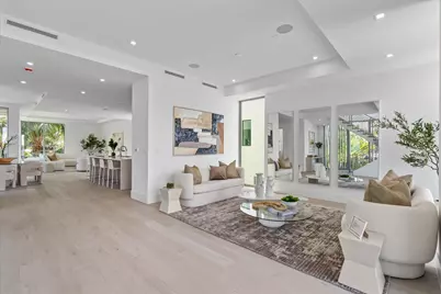 1070 Del Harbour Drive, Delray Beach, FL 33483 - Photo 3