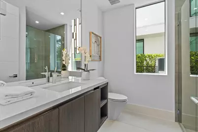 1070 Del Harbour Drive, Delray Beach, FL 33483 - Photo 37