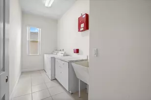 1092 SW Majorca Ave, Port Saint Lucie, FL 34953 - Photo 23