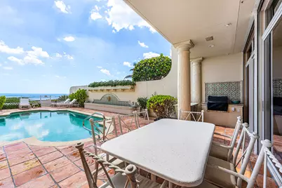 13 Sloans Curve Drive #13, Palm Beach, FL 33480 - Photo 33