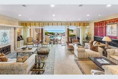 13 Sloans Curve Drive #13, Palm Beach, FL 33480 - Photo 9